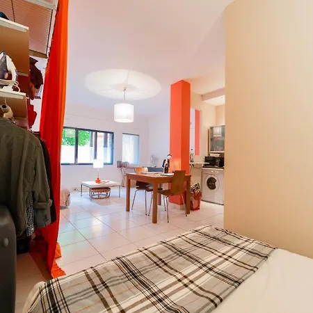 Nice In Heart Of The Batignolles